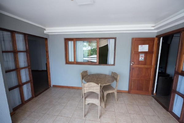 Hotel Residencial Los Lapachos (Tres Fronteras)